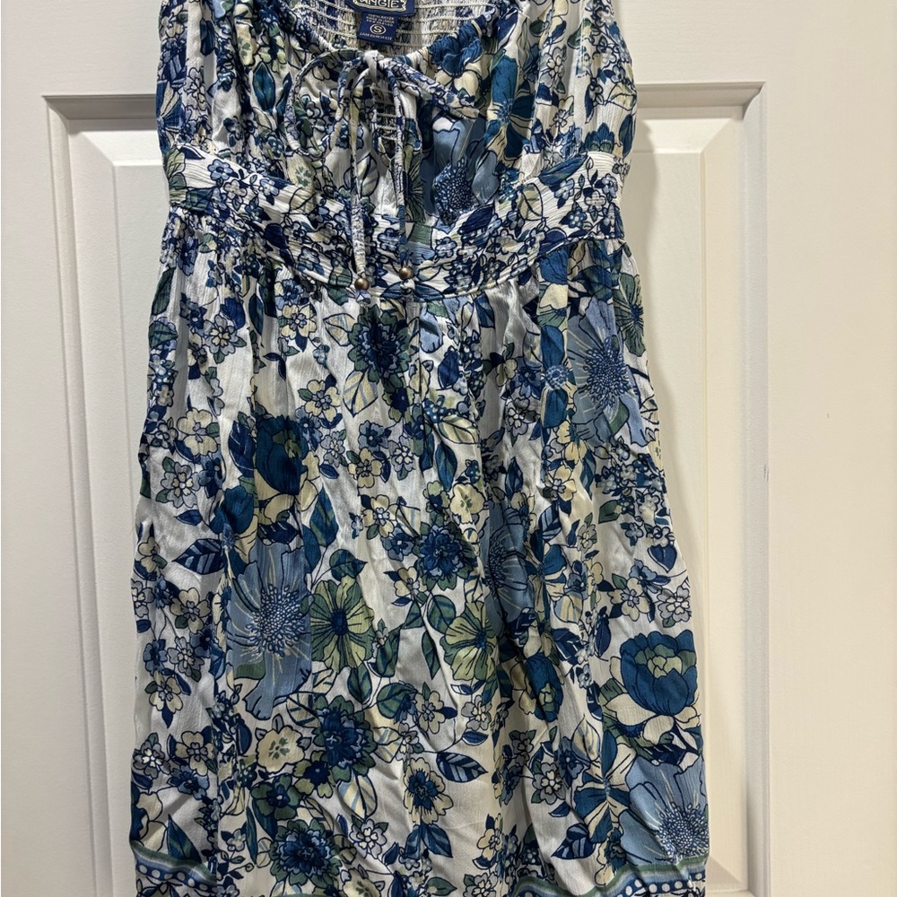 Angie Navy, White and Cream Floral Sundress